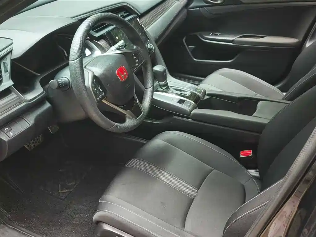 Honda Civic 2021 HATCHBACK 220TURBO CVT