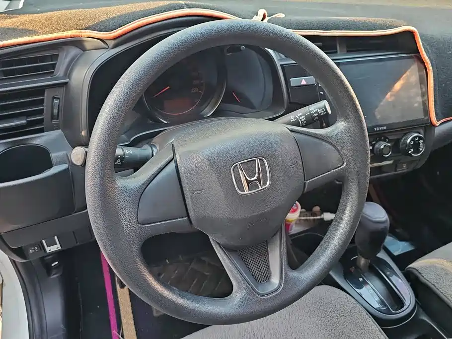 Honda Fit — миниатюра 15