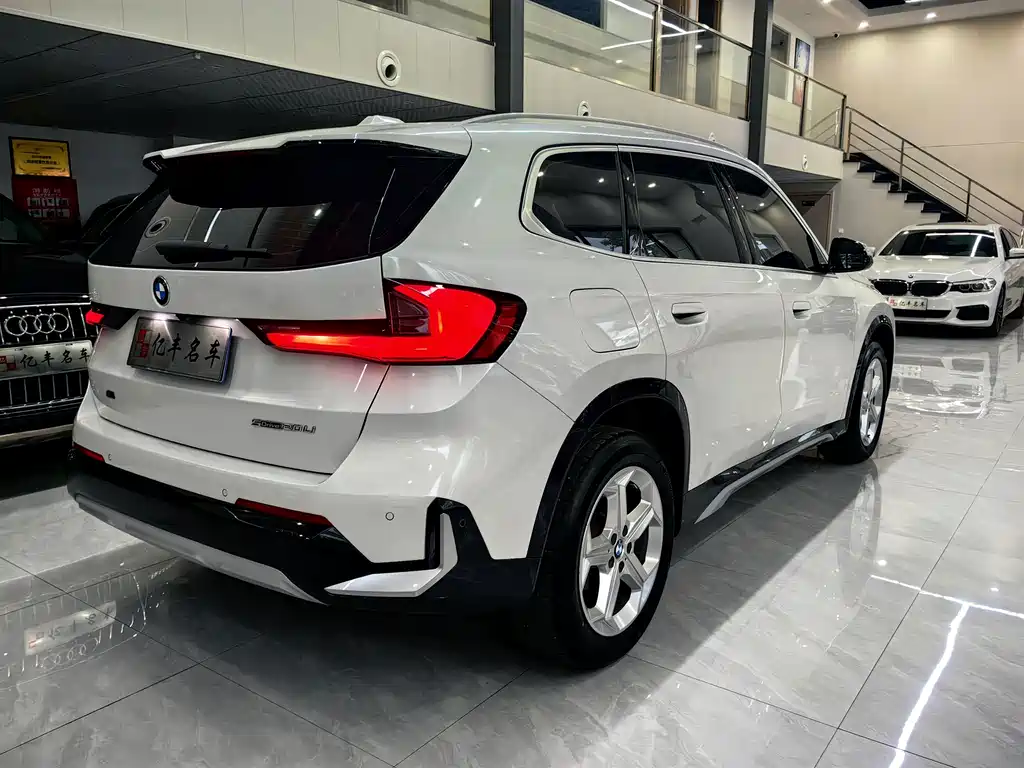 BMW X1 — миниатюра 6