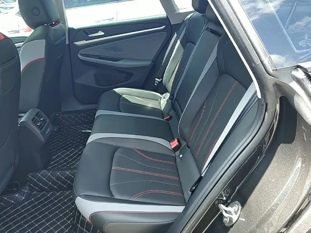 Volkswagen Lamando — миниатюра 17