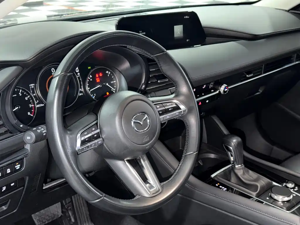 Mazda 3 Axela — миниатюра 4
