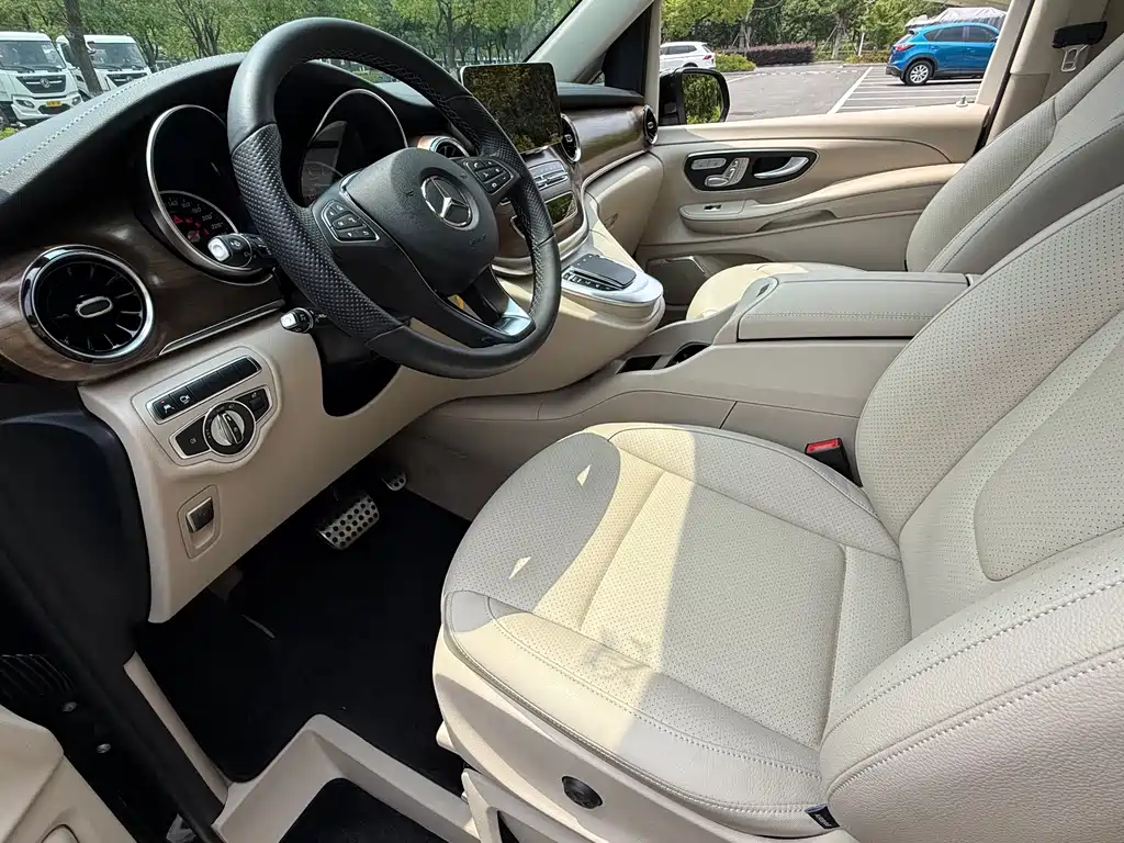 Mercedes-Benz V-Class V 2021 V 260 L Luxury