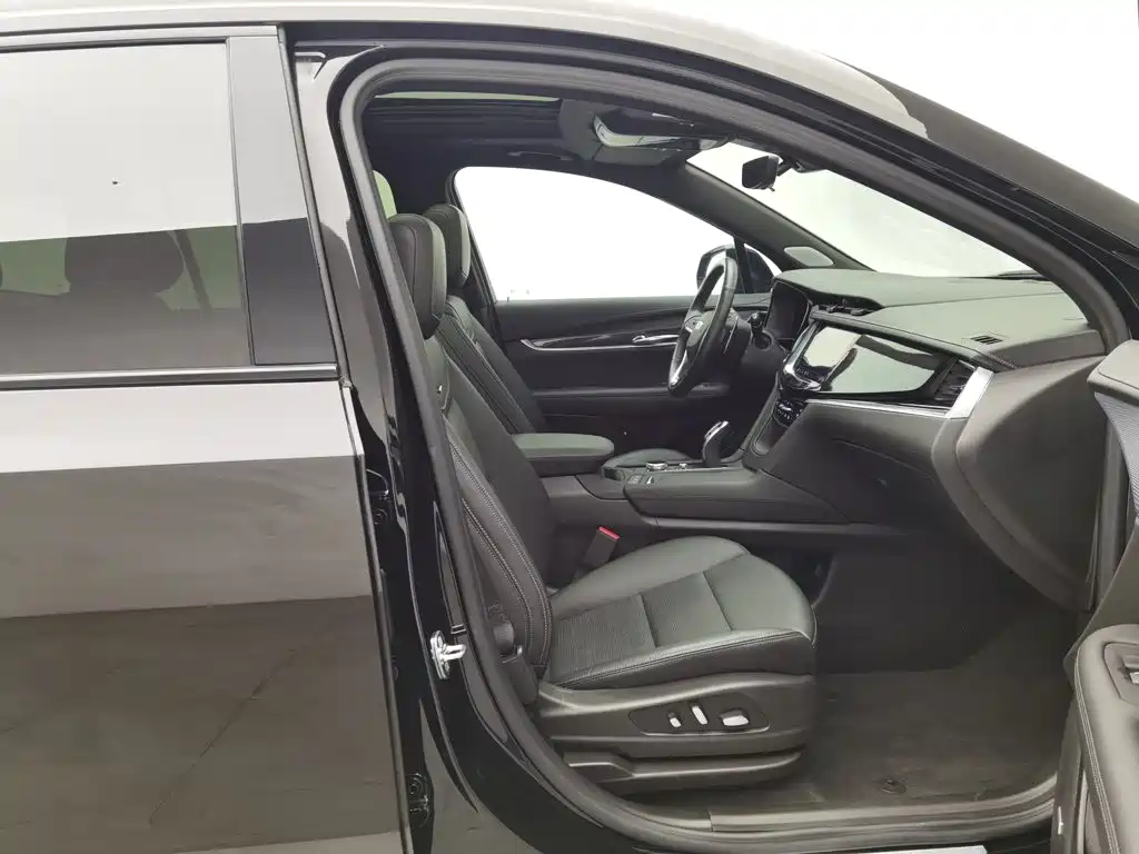 Cadillac XT6 — миниатюра 23