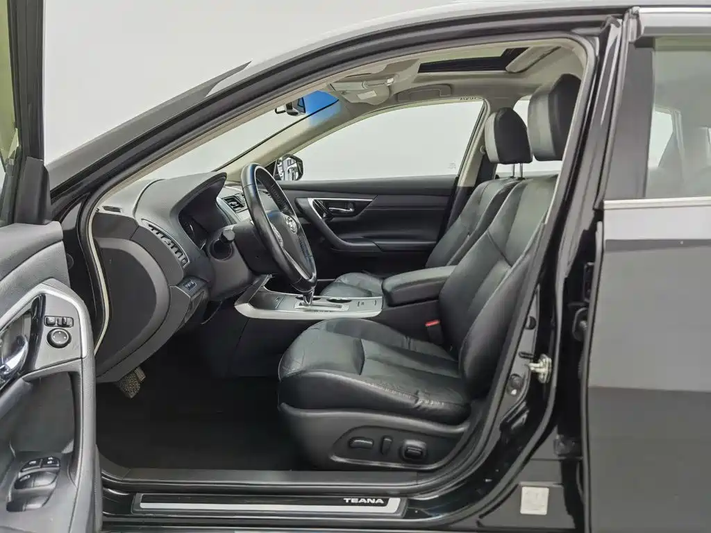 Nissan Teana — миниатюра 10