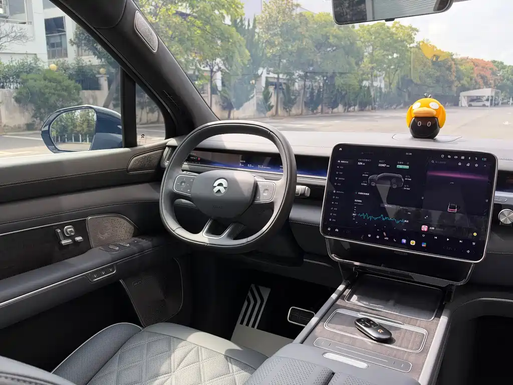 NIO ES8 — миниатюра 24