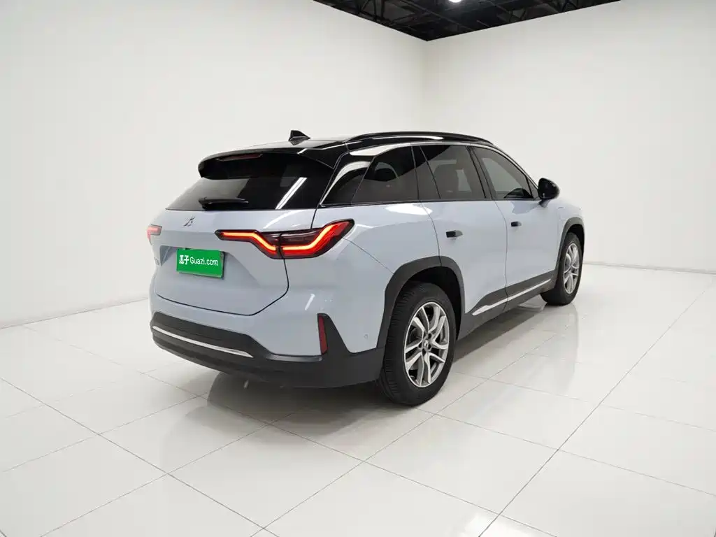 NIO ES6 — миниатюра 4