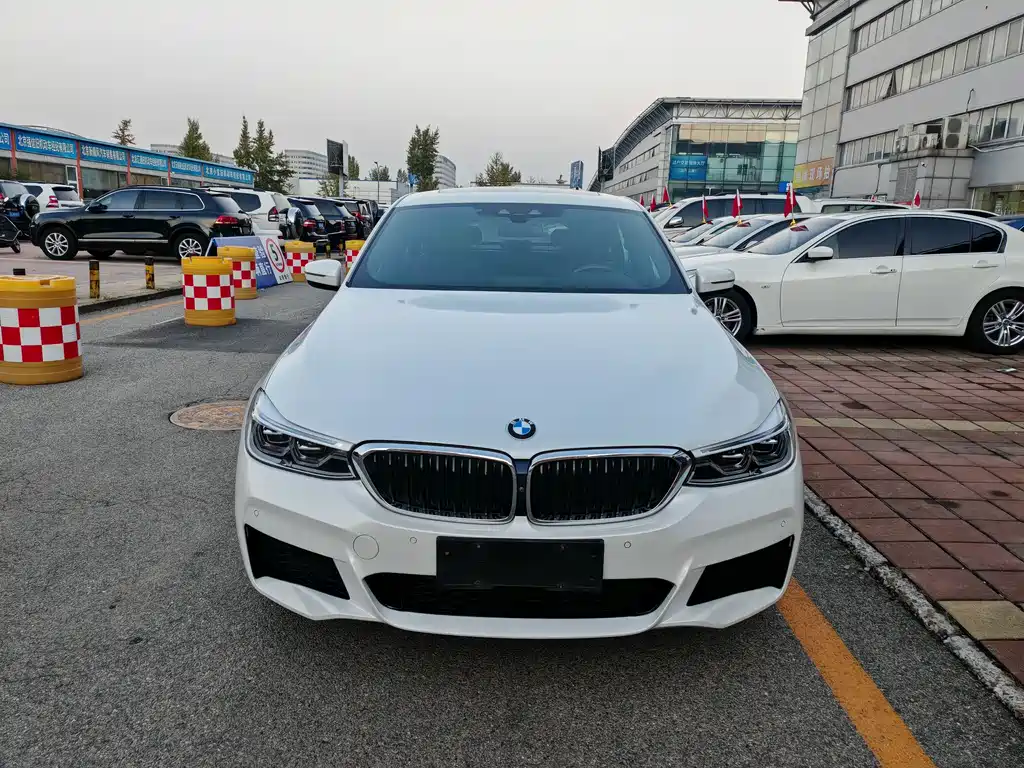 BMW 6 SERIES GT