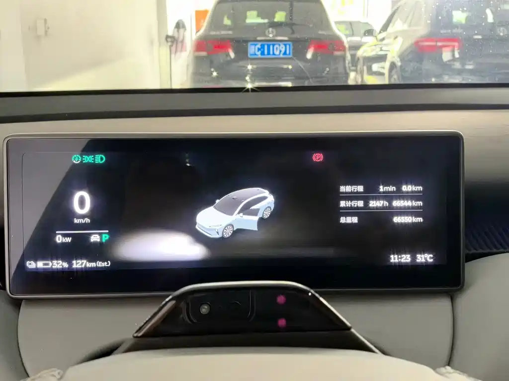 NIO ET5T — миниатюра 4