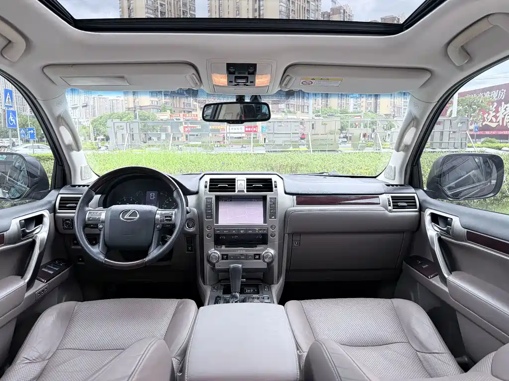 Lexus GX — миниатюра 9