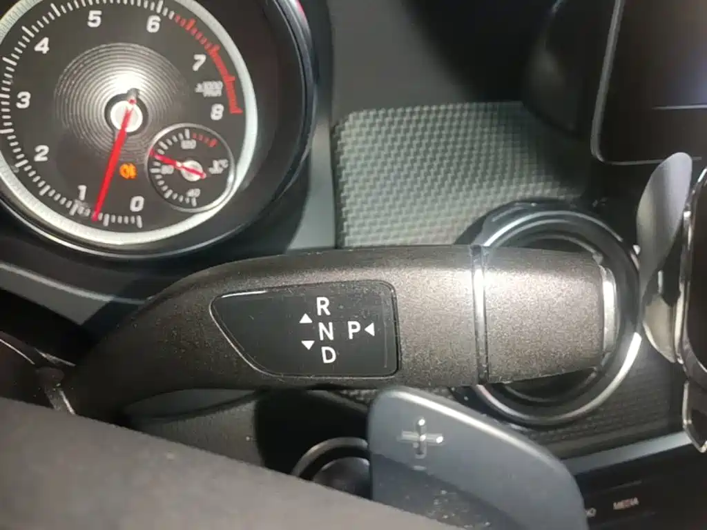 Mercedes-Benz GLA — миниатюра 14