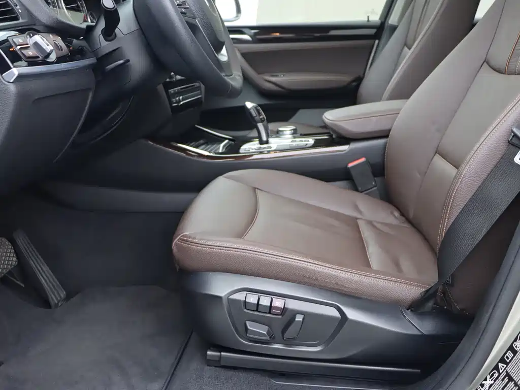 BMW X3 (Import) — миниатюра 5