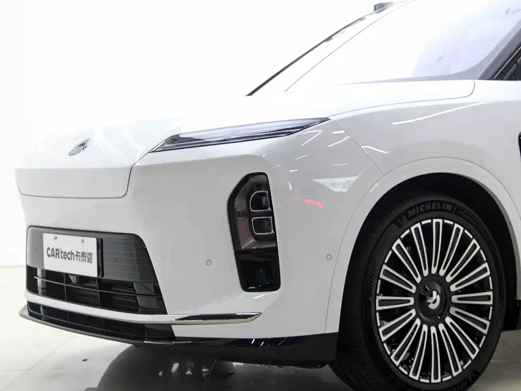 NIO ES8 2026 мест Executive Luxury