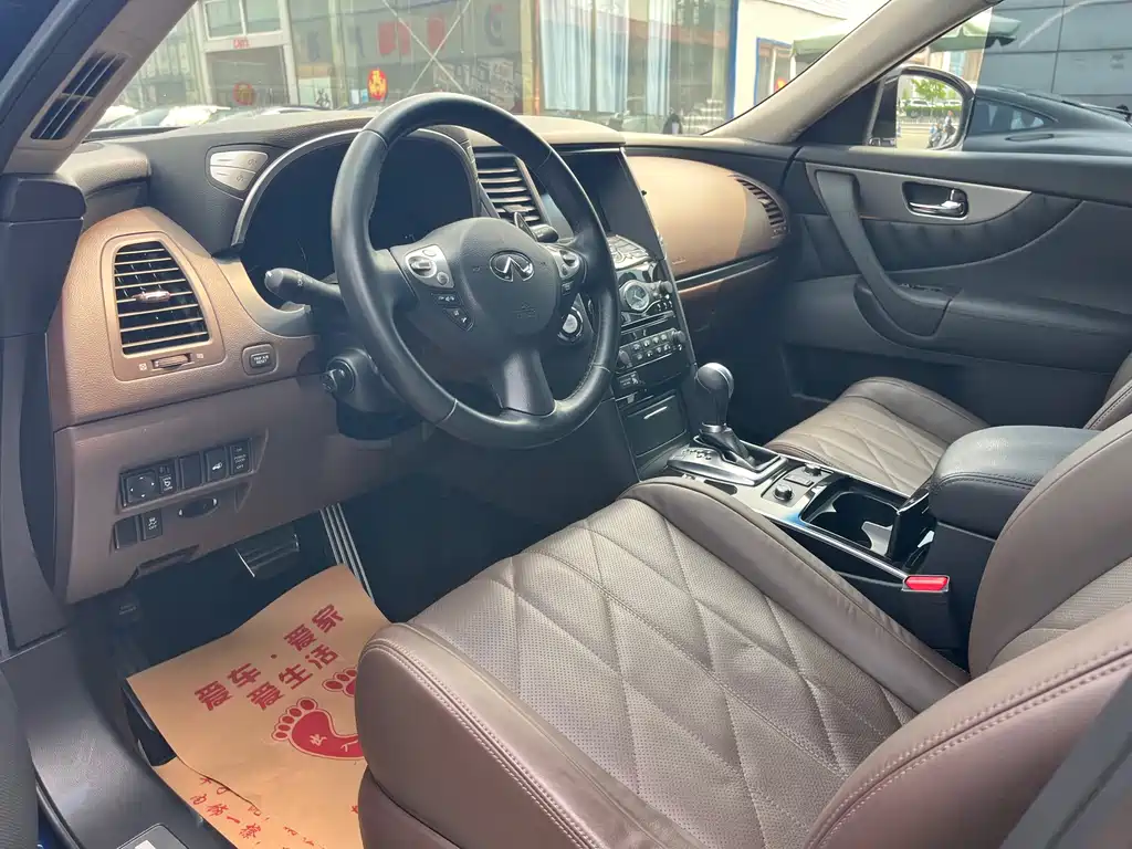 Infiniti FX 2013 FX37