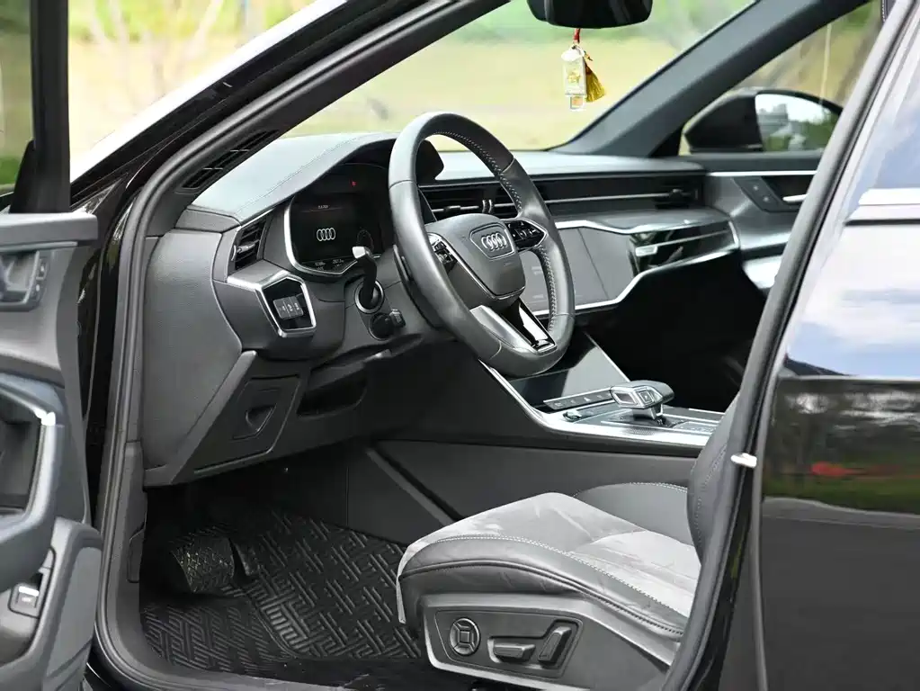 Audi A6L 45 TFSI Select Dynamic Type, фото 4