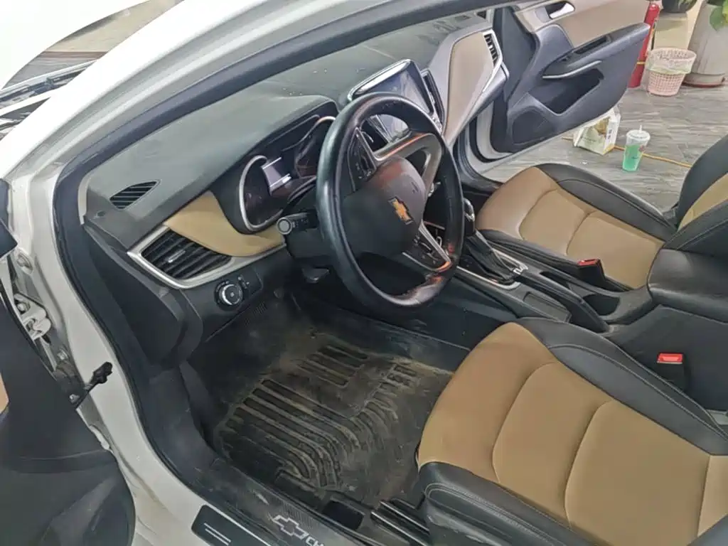 Chevrolet Monza — миниатюра 16