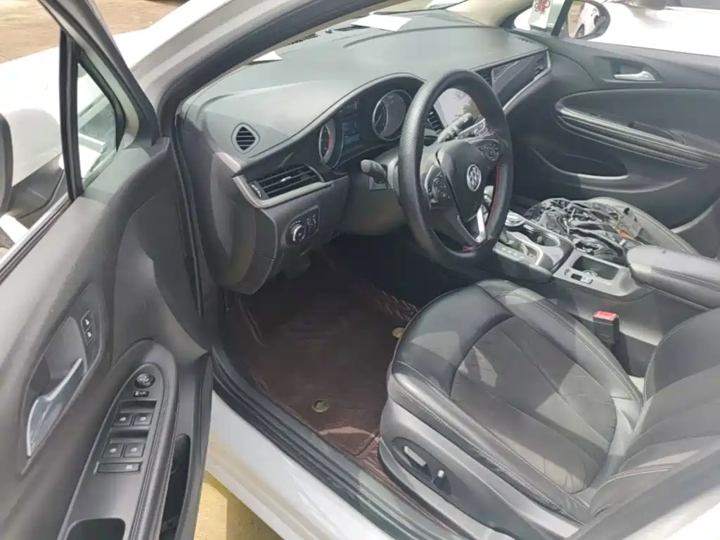 Buick Verano — миниатюра 16