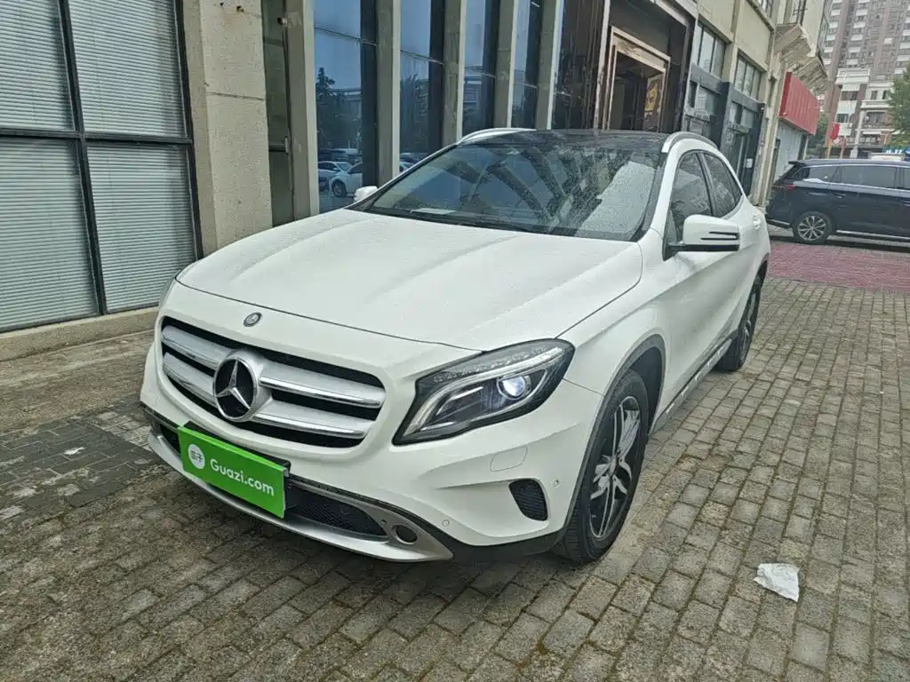 Mercedes-Benz GLA
