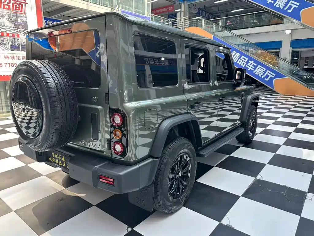 212 212 T01 — миниатюра 17