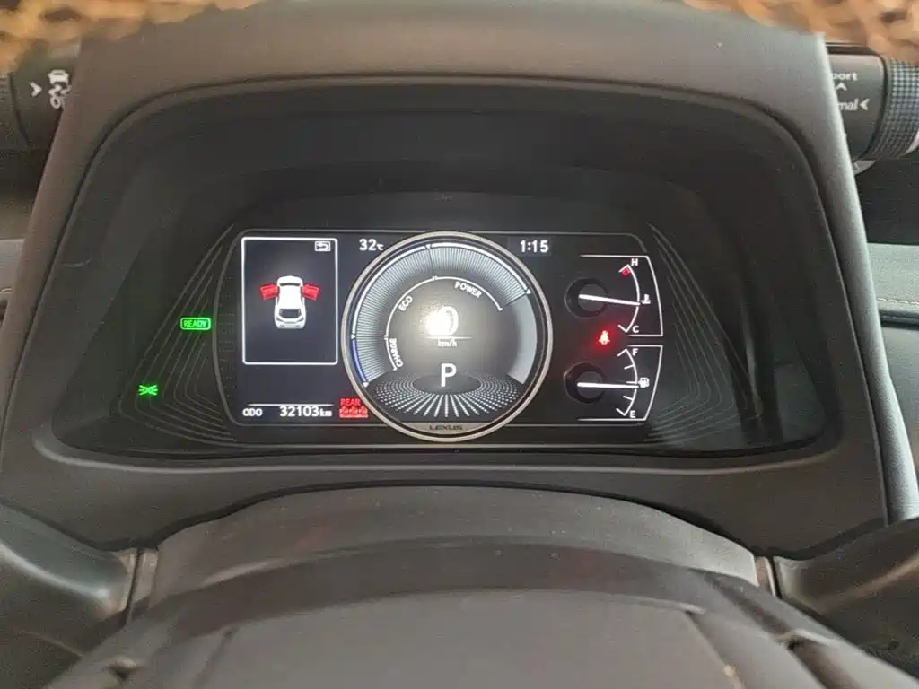 Lexus UX — миниатюра 12