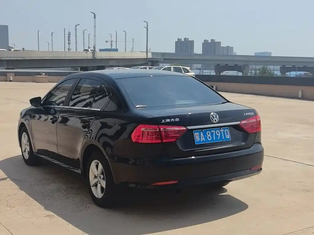 Volkswagen Lavida — миниатюра 6