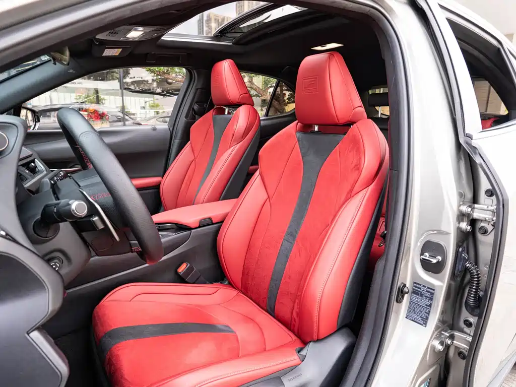 Lexus UX — миниатюра 11