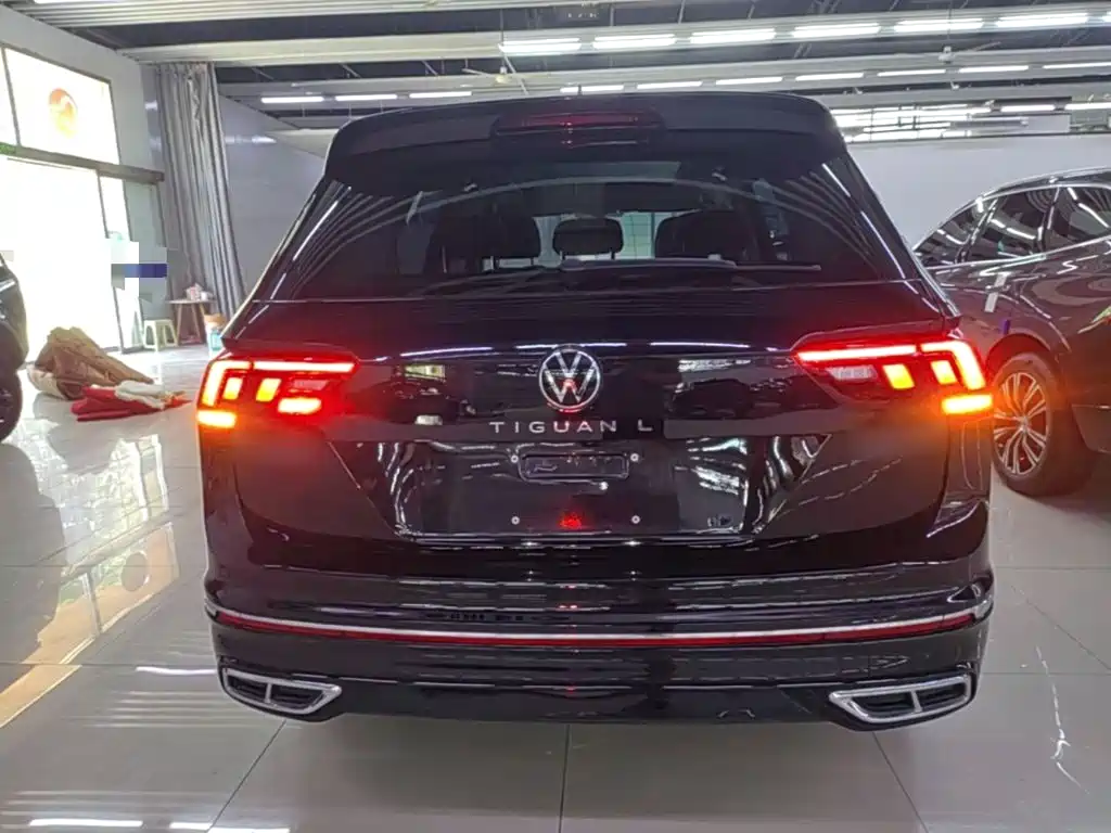 Volkswagen Tiguan L — миниатюра 6