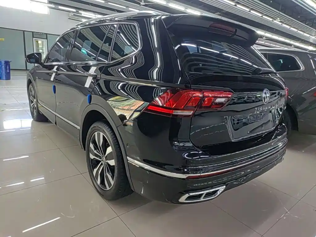Volkswagen Tiguan L — миниатюра 5