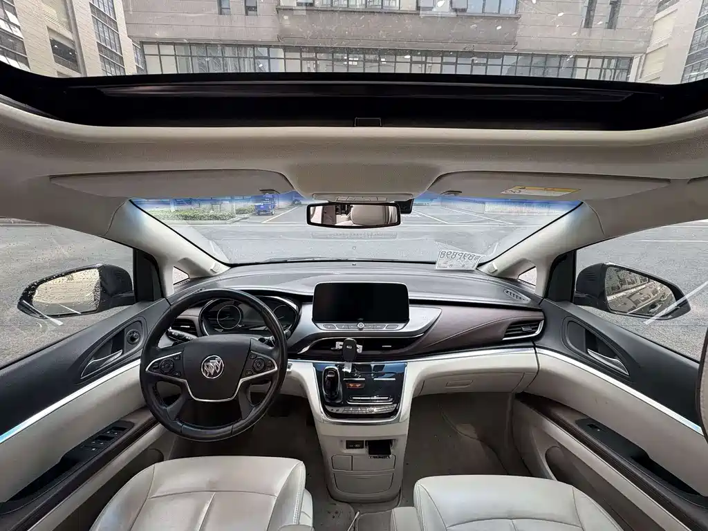 Buick GL8 — миниатюра 4