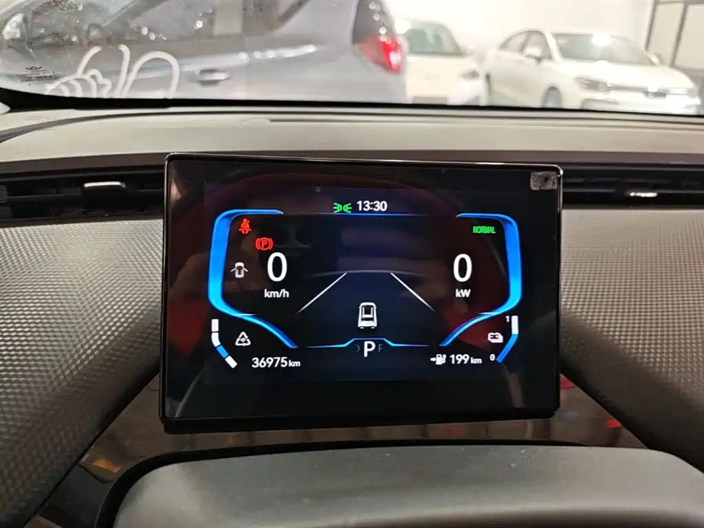 Chery New Energy Wujie Pro — миниатюра 12