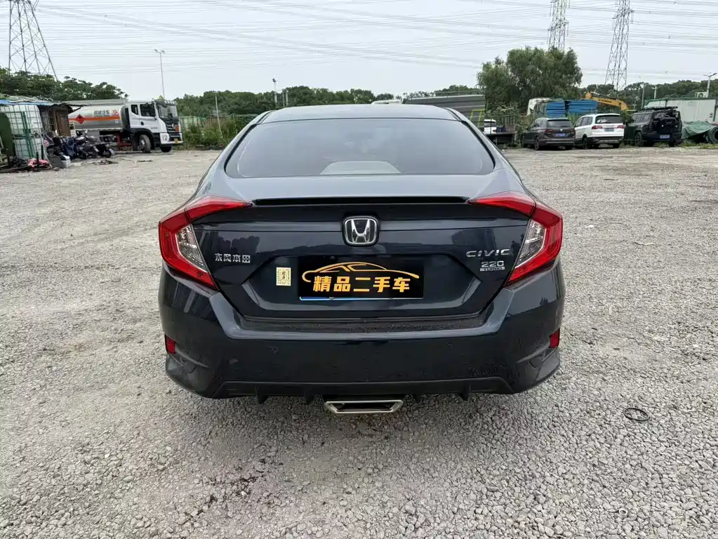 Honda Civic 2019 220TURBO CVT V