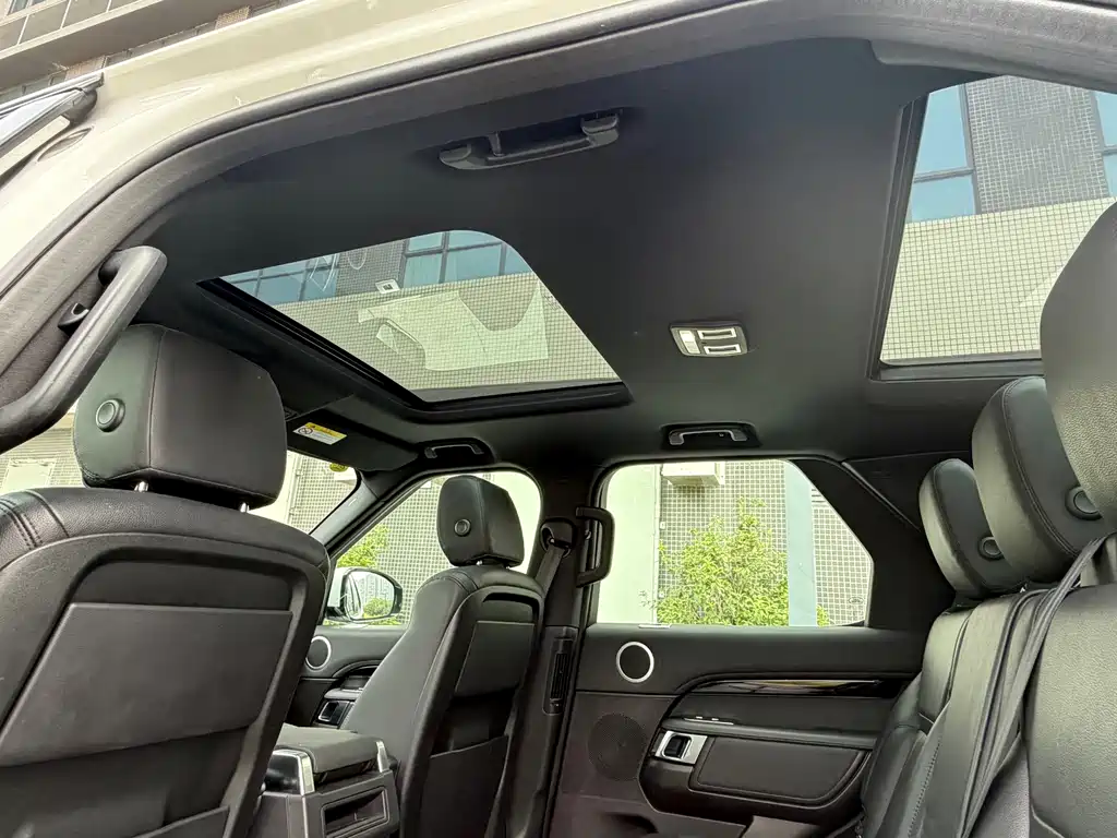 Land Rover Discovery — миниатюра 22