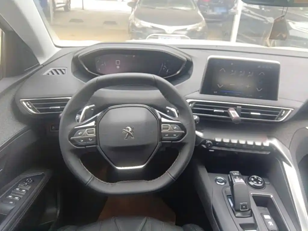 Peugeot 4008 — миниатюра 11