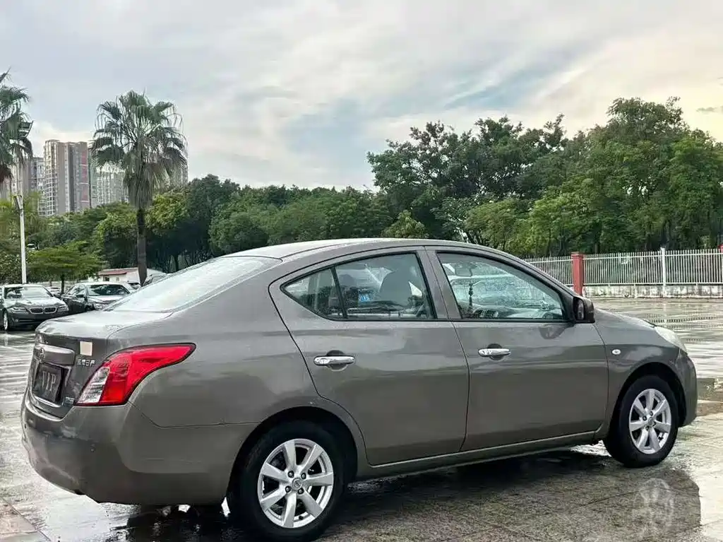 Nissan Sunny 2011 1.5XE CVT Comfort