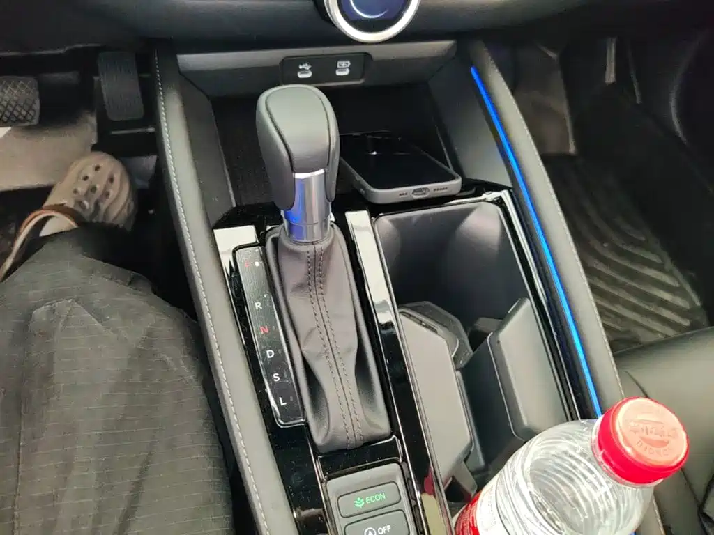 Honda Accord — миниатюра 11