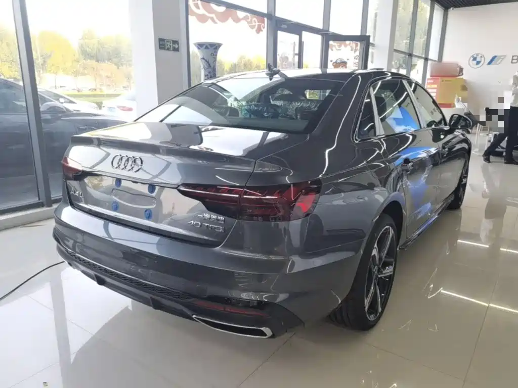 Audi A4L — миниатюра 7