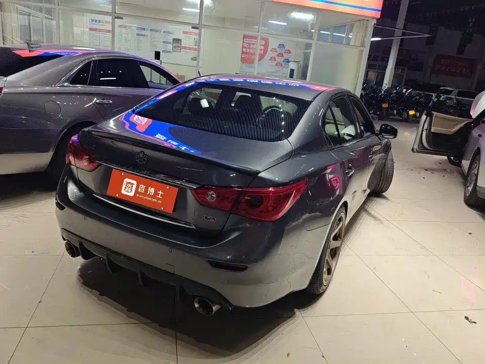 Infiniti Q50 2014 3.7L Luxury Sport
