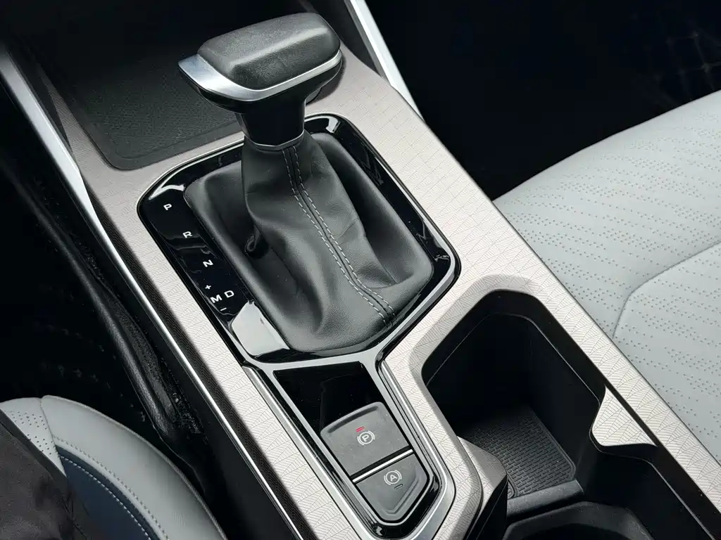 Geely Emgrand — миниатюра 16