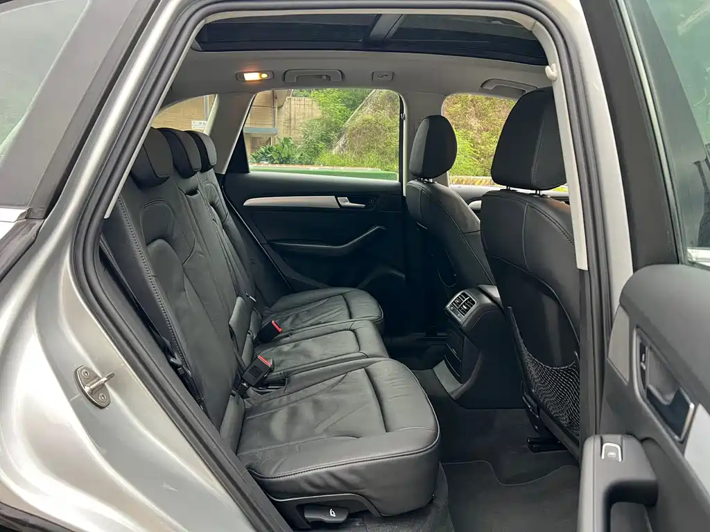 Audi Q5 — миниатюра 12