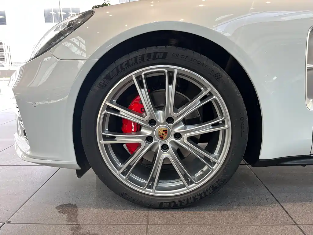 Porsche Panamera — миниатюра 15