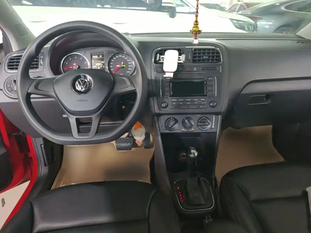 Volkswagen Polo — миниатюра 10
