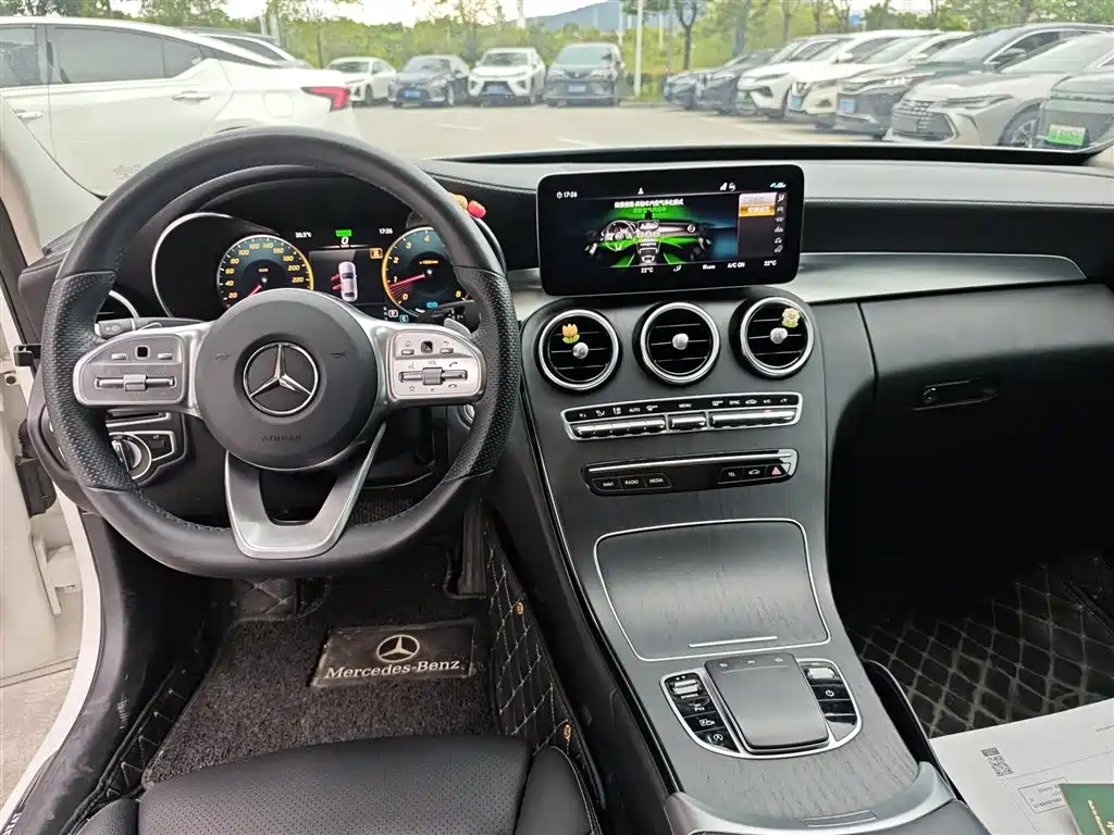 Mercedes-Benz C-Class — миниатюра 5