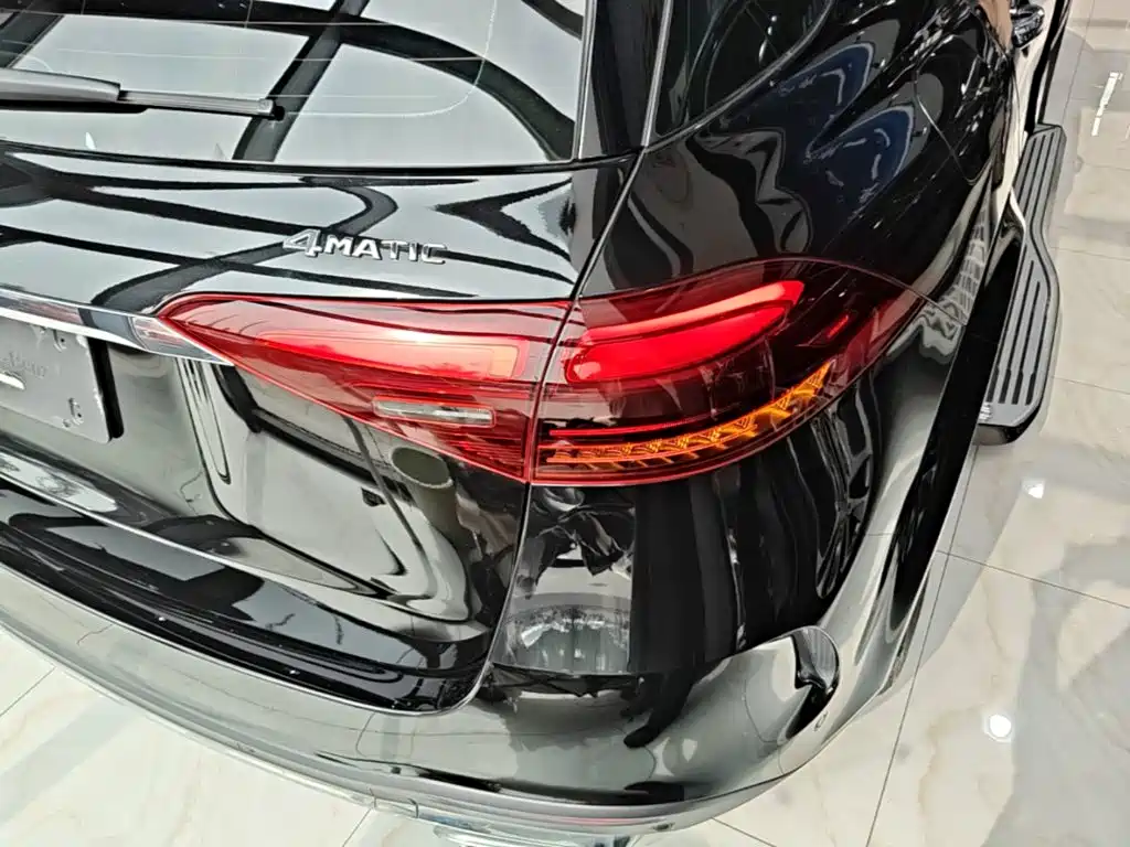 Mercedes-Benz GLE (Import) — миниатюра 8