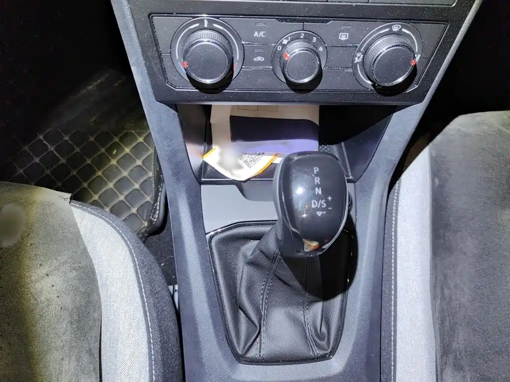 Volkswagen Tharu — миниатюра 7
