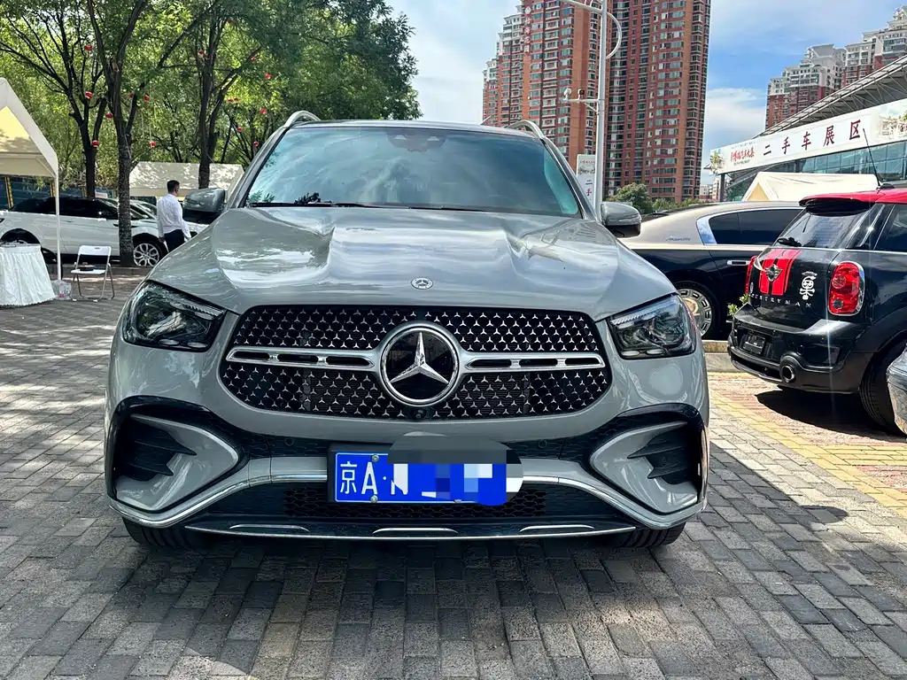 Mercedes-Benz GLE (Import) — миниатюра 2
