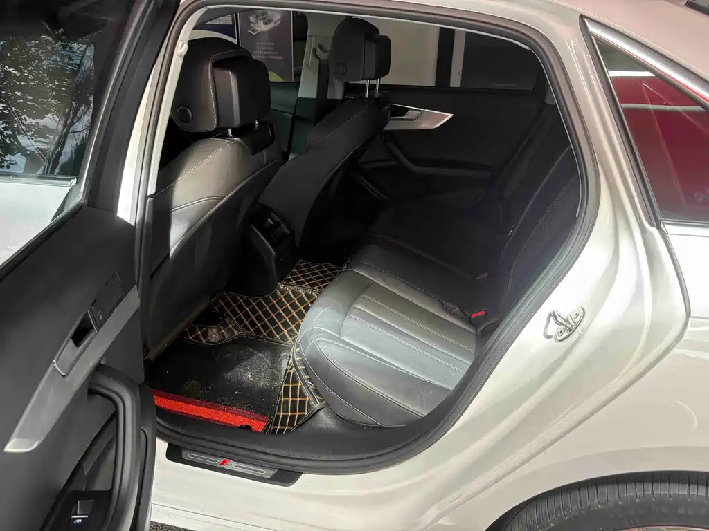 Audi A4L — миниатюра 6