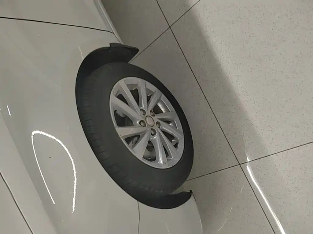 Buick Verano — миниатюра 23