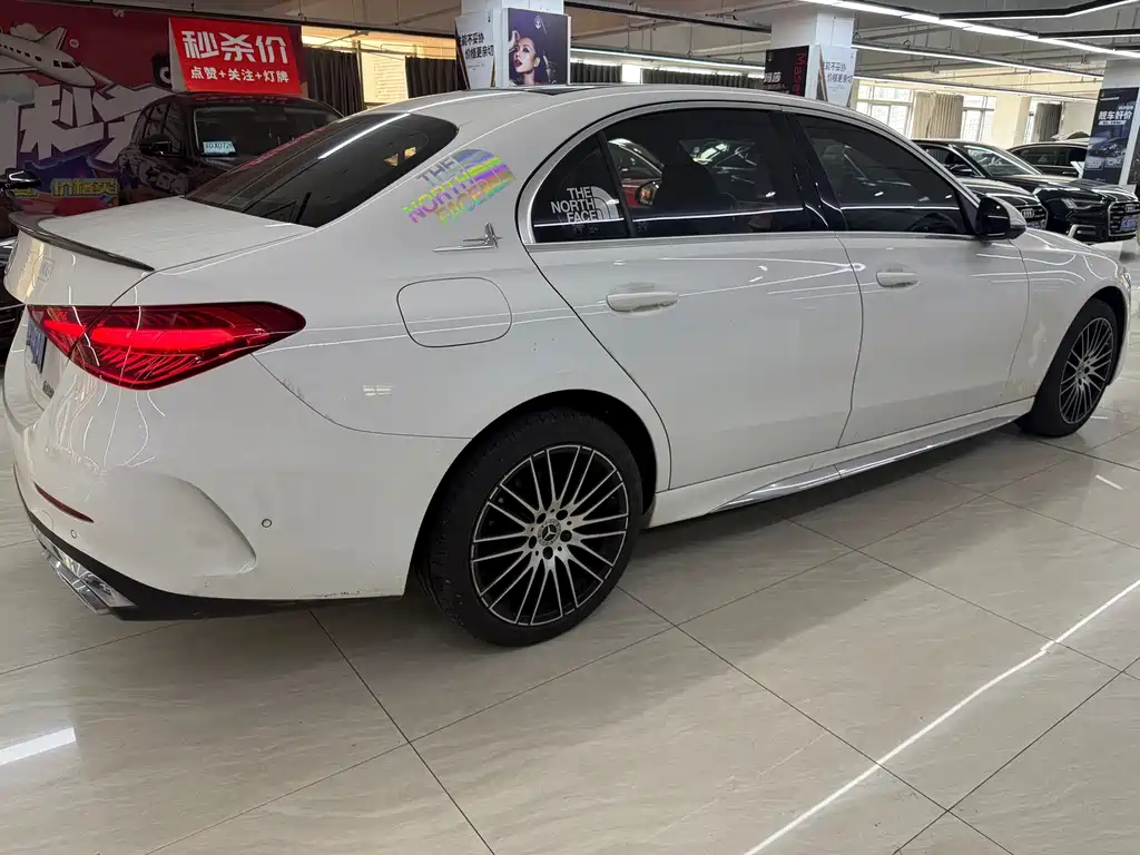 Mercedes-Benz C-Class — миниатюра 3