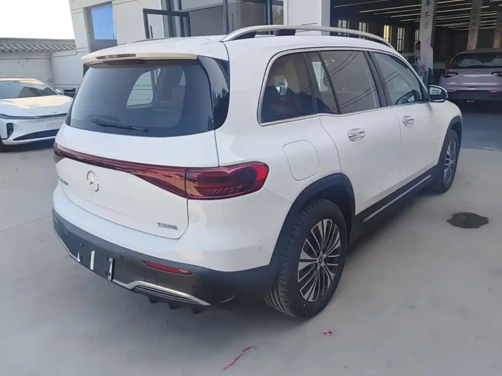 Mercedes-Benz EQB — миниатюра 7