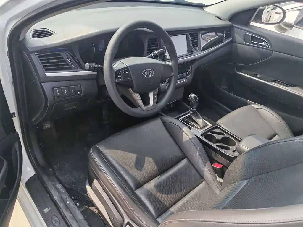 Hyundai Mistra — миниатюра 6