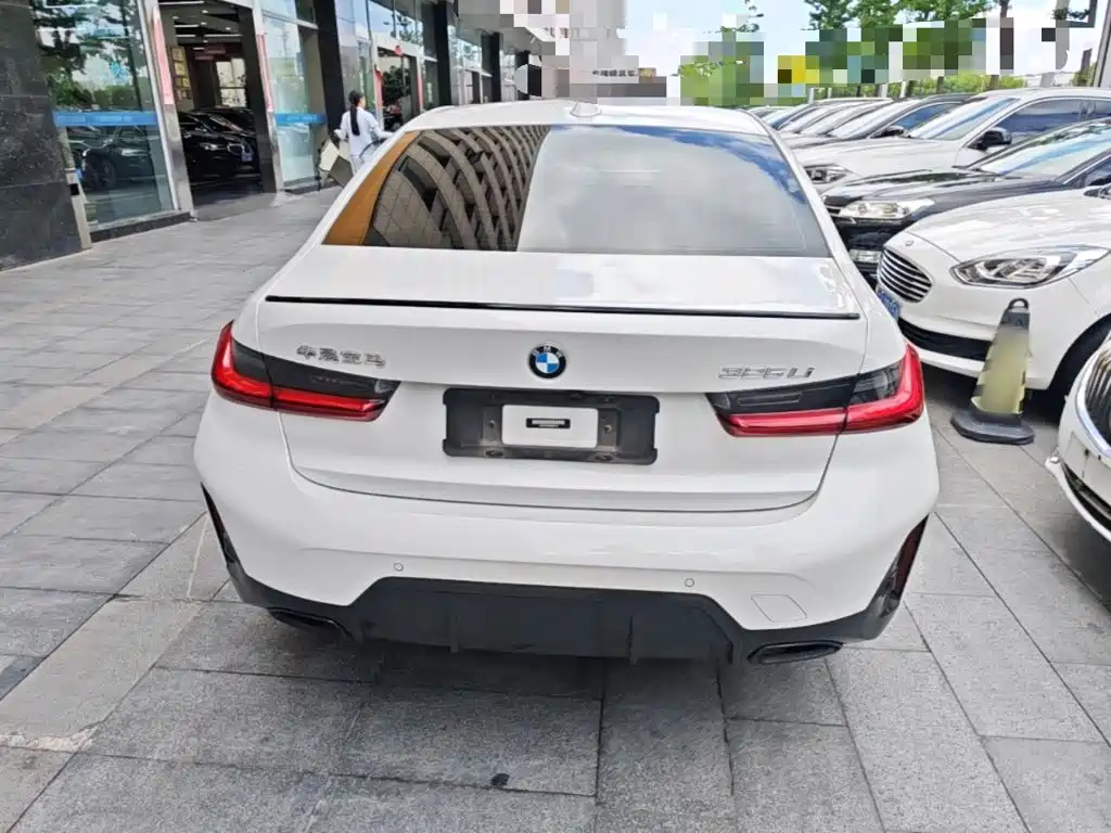 BMW 3 Series — миниатюра 6